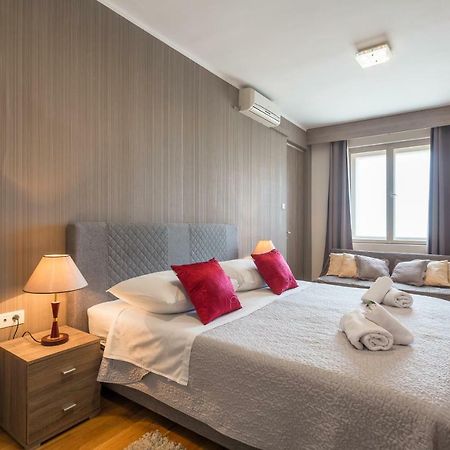 Golden Split Rooms Екстер'єр фото